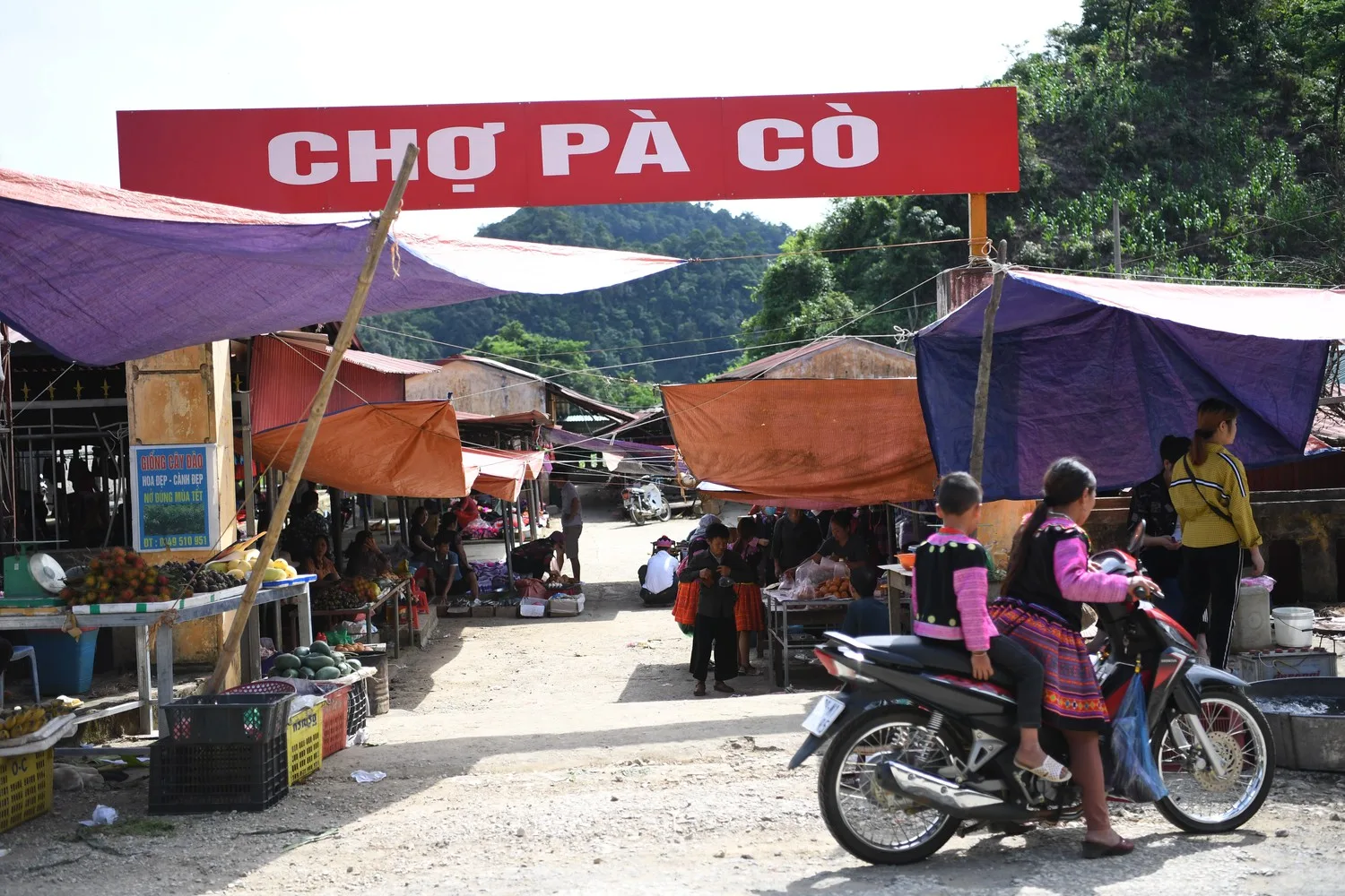 Cột Cờ Mai Châu – Điểm Check-in Ngắm Toàn Cảnh Thung Lũng - Nhà Hàng Hợp Thủy - Đặc sản và điểm đến du lịch nổi tiếng tại Mai Châu