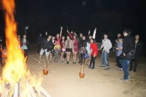 Đốt lửa trại